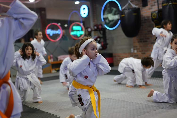 izmir çocuk karete kursu